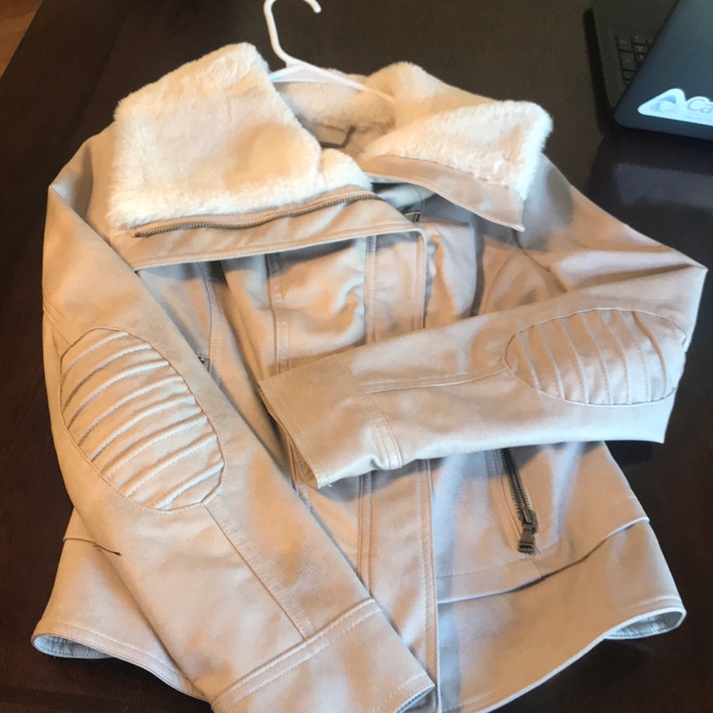 Faux leather/fur tan jacket